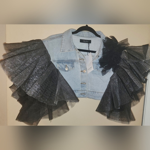 BEBE LUXE TULLE SHOULDER CROPPED DENIM VEST - L - Picture 2 of 4